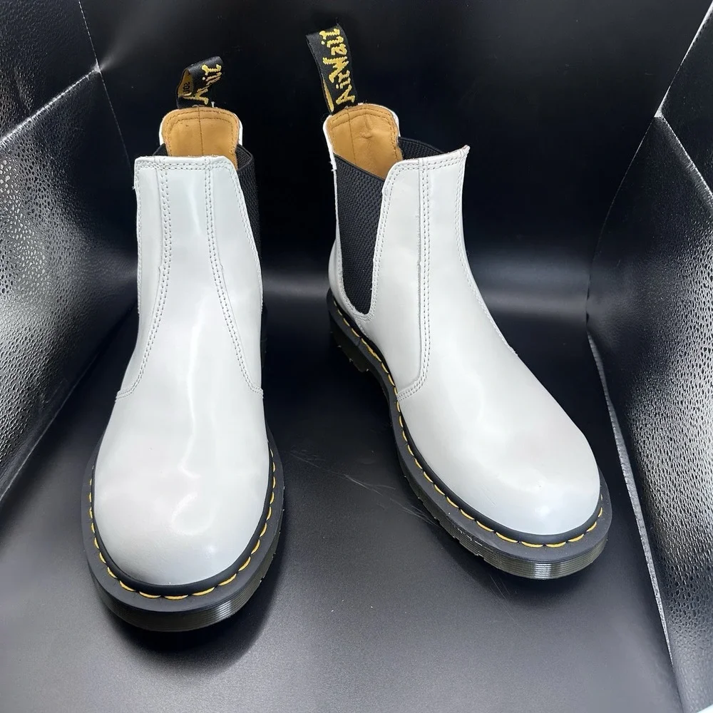 Doc Martens 2976 Yellow Stitch Smooth Leather Chelsea Boots Women's Sz 10 Mens 9